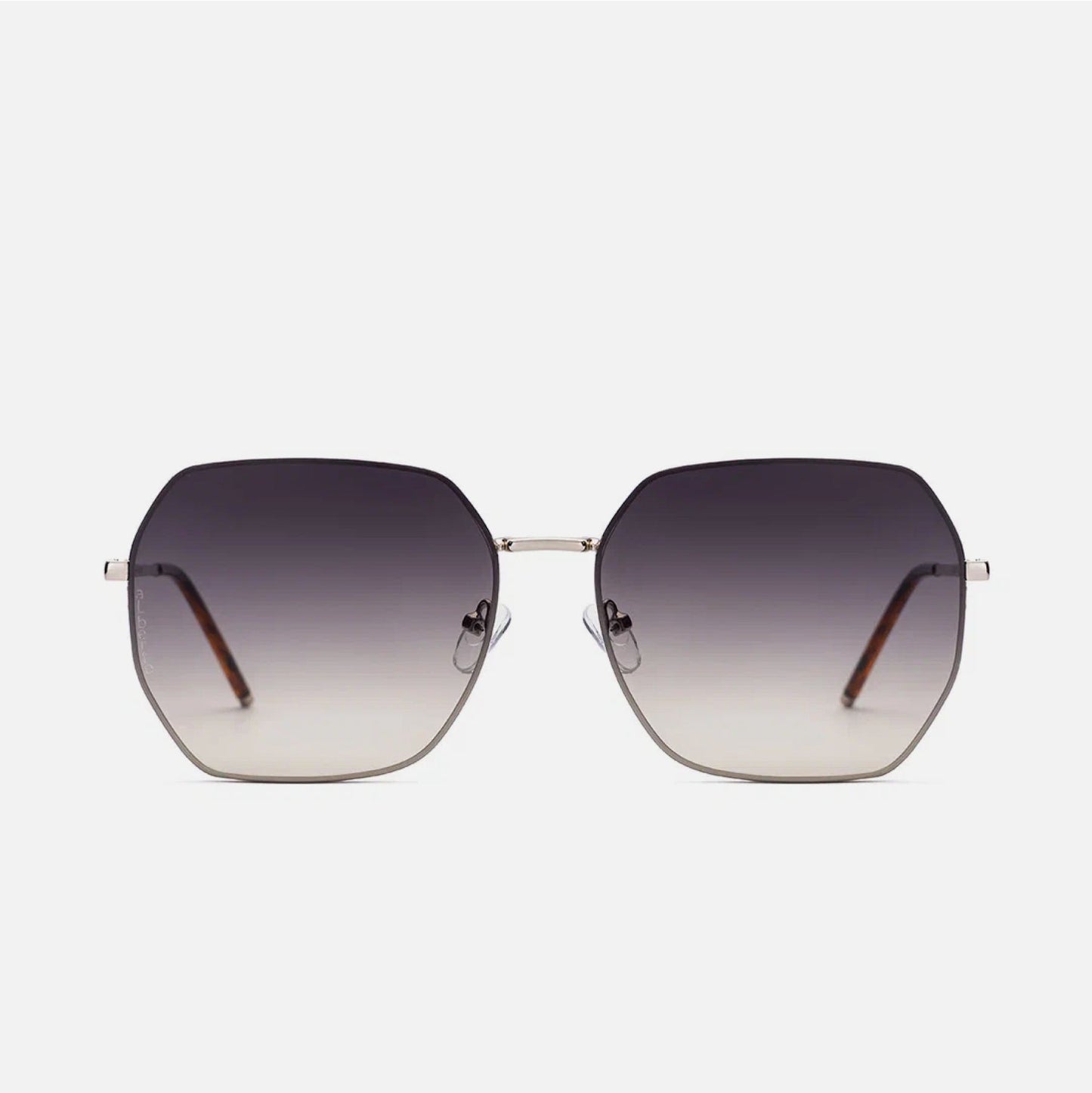 #color_silver tort fade